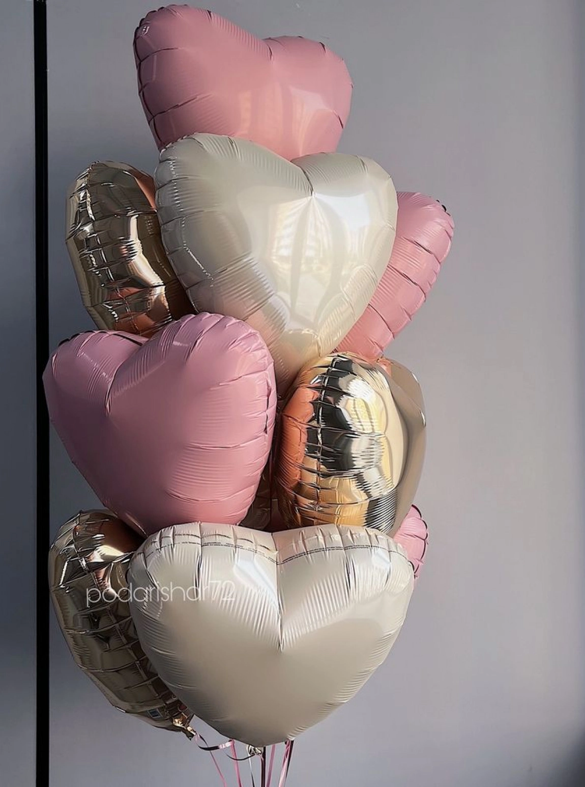 11 Heart-Shaped Balloons